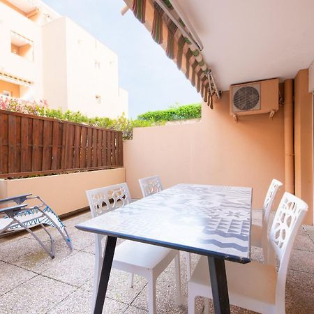 Le Victoria, Centre Ville , Plage Et Parking Gratuit Sainte-Maxime Exterior photo